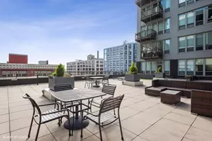 565 W Quincy St, Chicago, IL 60661 - Photo 19
