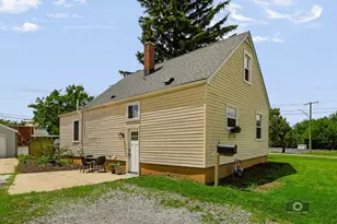 707 E 9th St, Lockport, IL 60441 - Photo 33