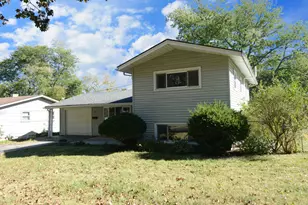 134 S 19th St, Saint Charles, IL 60174 - Photo 3