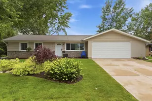 128 Patricia Dr, Schaumburg, IL 60193 - Photo 31