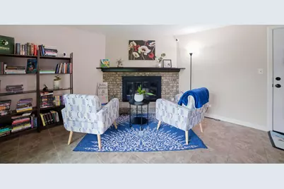 128 Patricia Drive, Schaumburg, IL 60193 - Photo 13