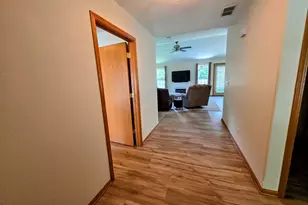 963 Brown Dr, Momence, IL 60954 - Photo 3