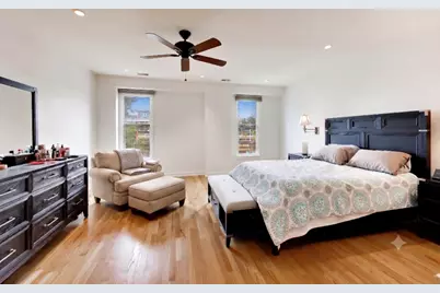 110 S Marion Street #201, Oak Park, IL 60302 - Photo 9