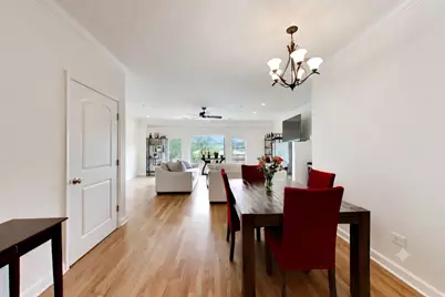 110 S Marion Street #201, Oak Park, IL 60302 - Photo 5