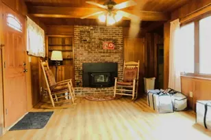1421 Parkview Ave, Rockford, IL 61107 - Photo 7
