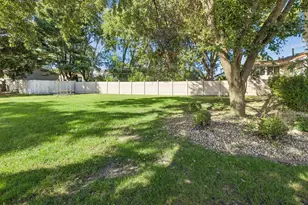 4200 W 176th Pl, Country Club Hills, IL 60478 - Photo 23