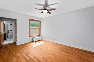 5437 S Hyde Park Blvd, Chicago, IL 60615 - Photo 5