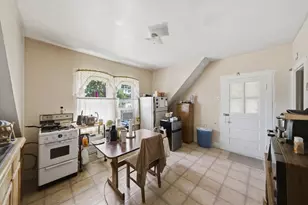 2627 W Montgomery Ave, Chicago, IL 60632 - Photo 9