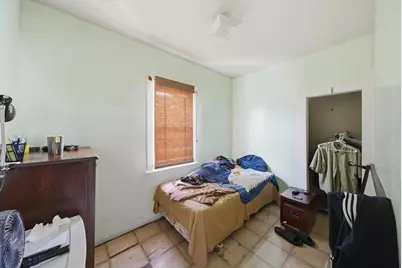 2627 W Montgomery Avenue, Chicago, IL 60632 - Photo 13