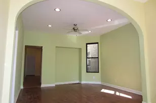 2911 N Troy St, Chicago, IL 60618 - Photo 3