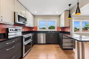 930 Hinman Ave, Evanston, IL 60202 - Photo 11