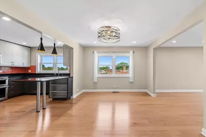 930 Hinman Avenue #504, Evanston, IL 60202 - Photo 9