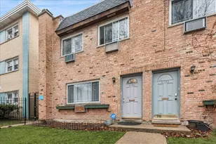 6118 N Hermitage Ave, Chicago, IL 60660 - Photo 1