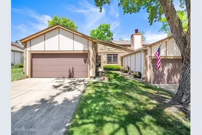 1039 Oakview Drive, Wheaton, IL 60187 - Photo 1