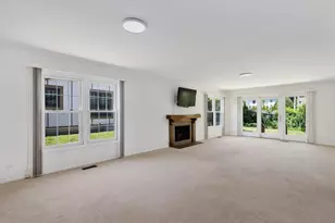 1039 Oakview Dr, Wheaton, IL 60187 - Photo 13