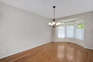 1039 Oakview Dr, Wheaton, IL 60187 - Photo 7