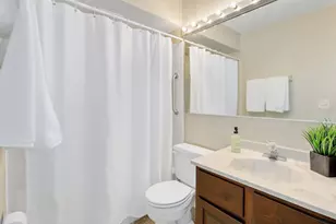1039 Oakview Dr, Wheaton, IL 60187 - Photo 29