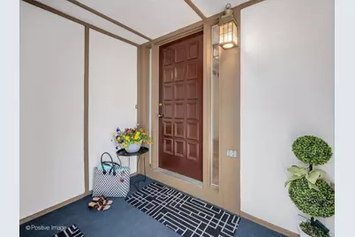 1039 Oakview Drive, Wheaton, IL 60187 - Photo 3