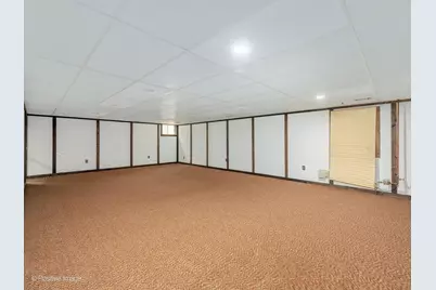 1039 Oakview Drive, Wheaton, IL 60187 - Photo 31