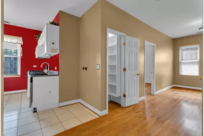 4441 W Ainslie Street #2, Chicago, IL 60630 - Photo 11