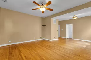 4441 W Ainslie St, Chicago, IL 60630 - Photo 17