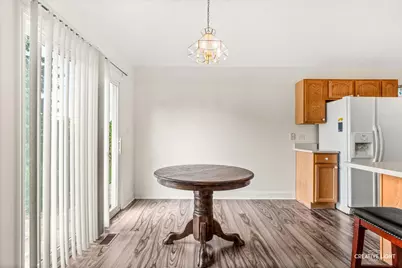 2233 Meadowview Lane, Yorkville, IL 60560 - Photo 5