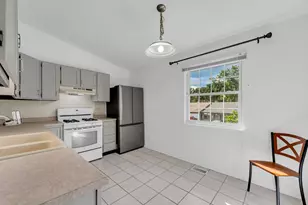 1110 Riverwood Dr, Algonquin, IL 60102 - Photo 11
