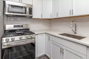 4004 N Avers Ave, Chicago, IL 60618 - Photo 7