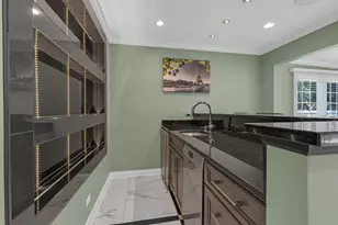 210 W Pickwick Rd, Arlington Heights, IL 60005 - Photo 13