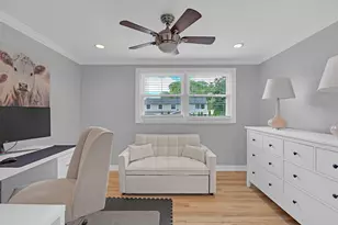210 W Pickwick Rd, Arlington Heights, IL 60005 - Photo 19