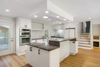 15023 Mission Avenue, Oak Forest, IL 60452 - Photo 5