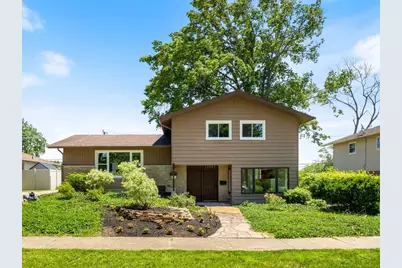 15023 Mission Avenue, Oak Forest, IL 60452 - Photo 1