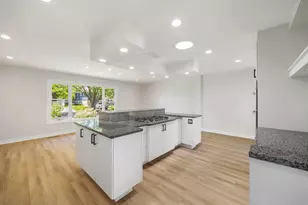 15023 Mission Ave, Oak Forest, IL 60452 - Photo 7
