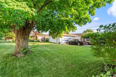 11043 Boeger Court, Westchester, IL 60154 - Photo 37