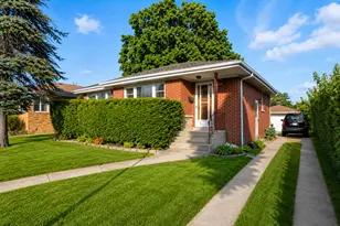11043 Boeger Ct, Westchester, IL 60154 - Photo 3