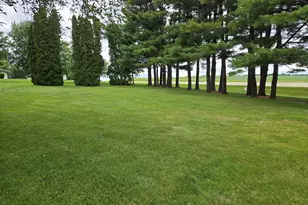 6428 S Oakwood Ln, Polo, IL 61064 - Photo 5
