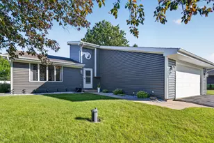 23020 S Michael Dr, Channahon, IL 60410 - Photo 5
