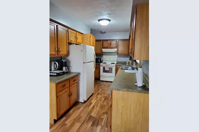 728 N 2853rd Road #1, Utica, IL 61373 - Photo 5