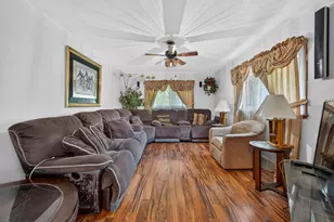 13776 Beaver Dr, Roscoe, IL 61073 - Photo 5