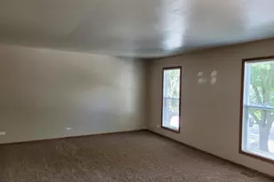 436 Fordham Pl, Roselle, IL 60172 - Photo 5