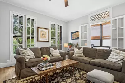 445 W Fullerton Parkway #2E, Chicago, IL 60614 - Photo 5