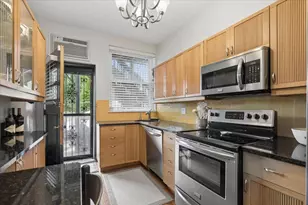 445 W Fullerton Pkwy, Chicago, IL 60614 - Photo 13