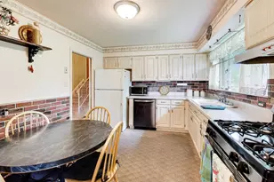 607 S George St, Mount Prospect, IL 60056 - Photo 9