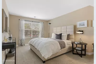 18 Sterling Circle #102, Wheaton, IL 60189 - Photo 15
