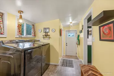 809 E Wilson Street, Batavia, IL 60510 - Photo 21