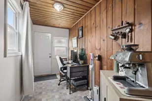 1215 W Jefferson St, Joliet, IL 60435 - Photo 13