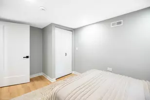 1952 N Bissell St, Chicago, IL 60614 - Photo 39