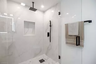 1952 N Bissell St, Chicago, IL 60614 - Photo 23