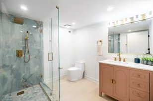 1952 N Bissell St, Chicago, IL 60614 - Photo 43