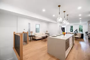1952 N Bissell St, Chicago, IL 60614 - Photo 15